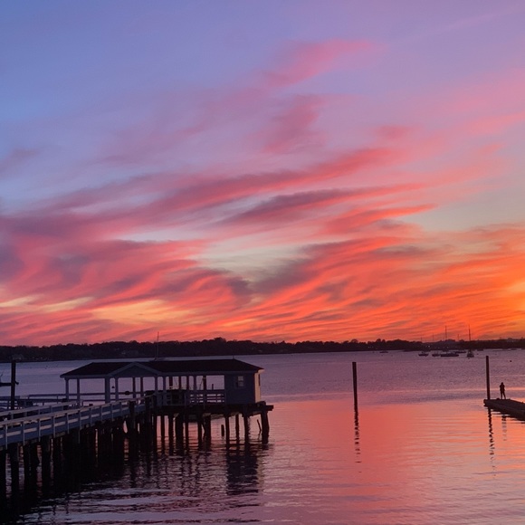 Meet your Posher, Chateau - Picture 2 of 2